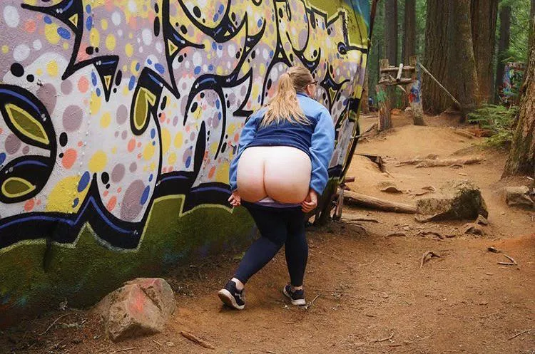 I spy a big white moon 🌝