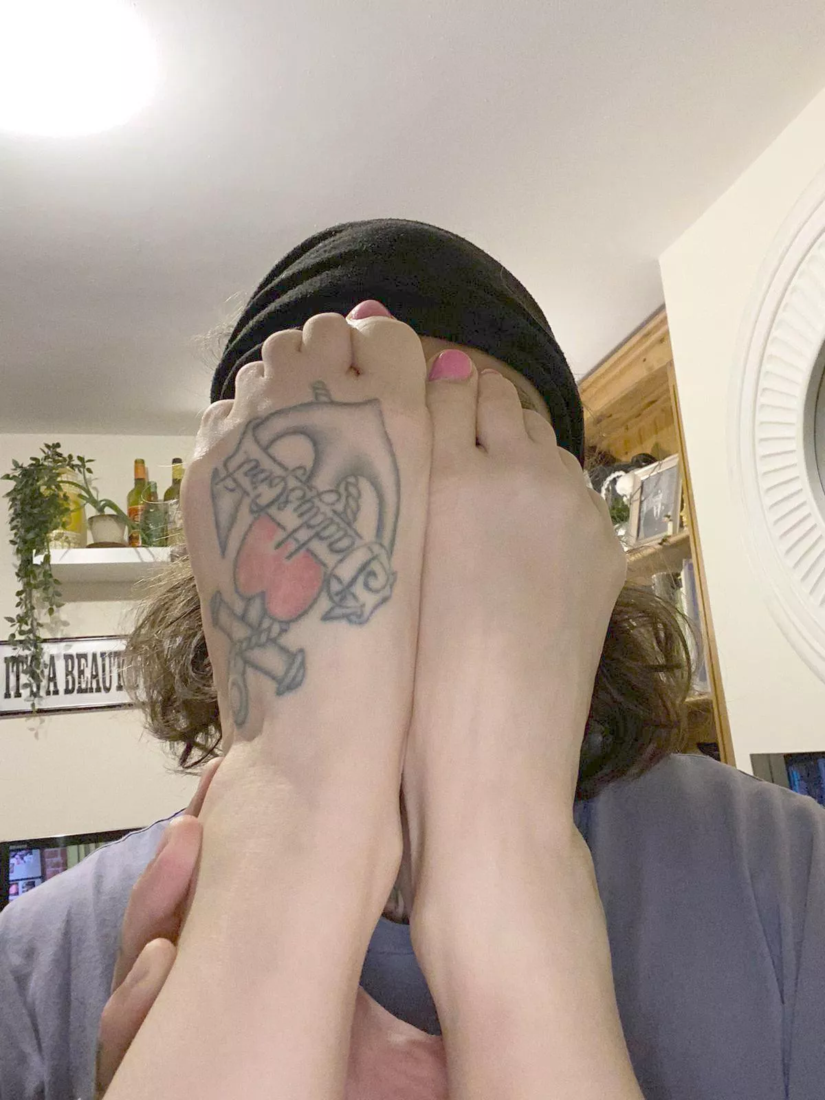 I wonder if they smell good?