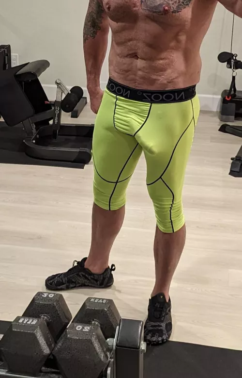 I wore these workout tights at the hotel gym to a recent work trip in Florida...let's just say it had the desired outcome (m)