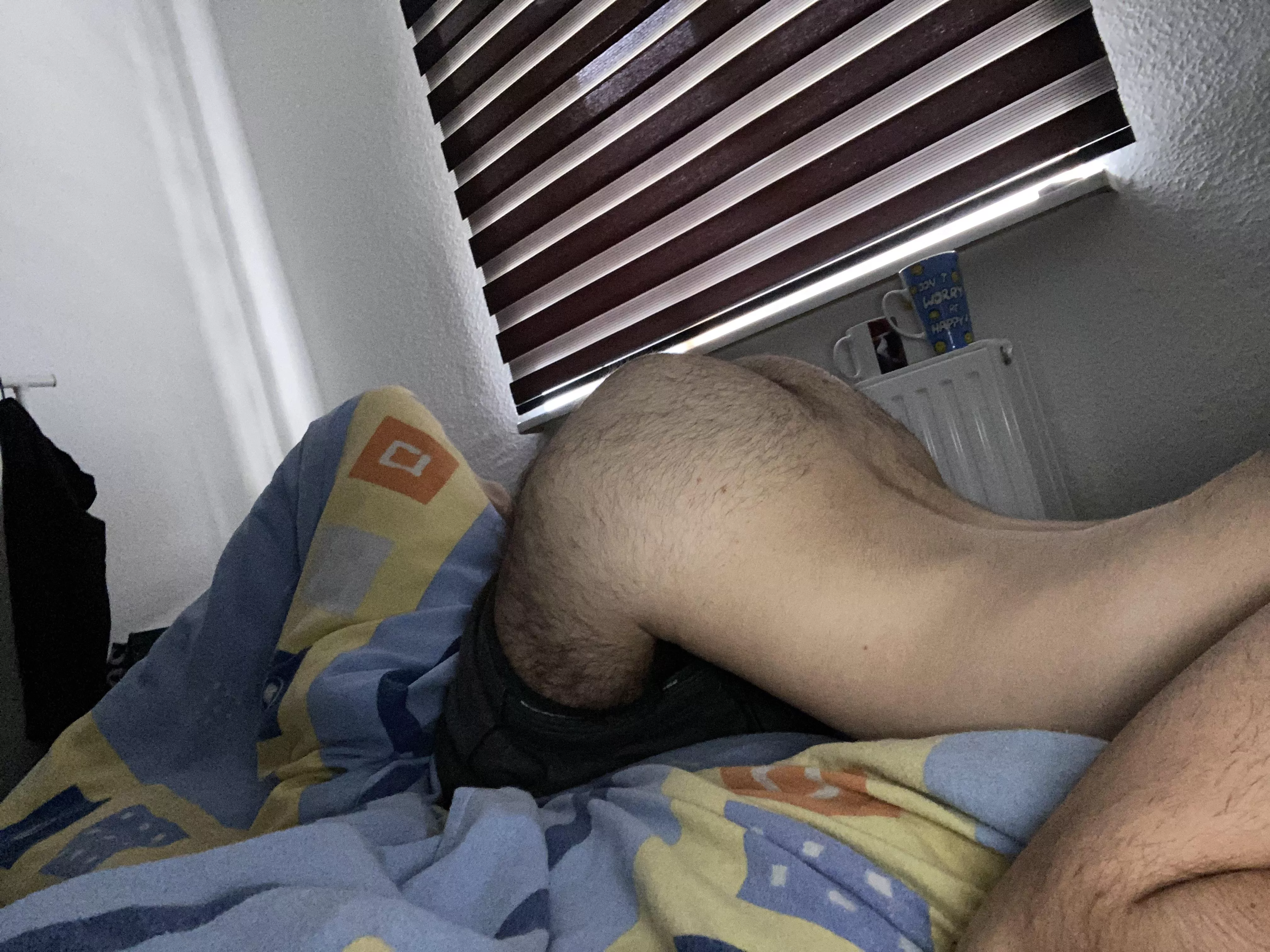 Just bored. Someone dm me please