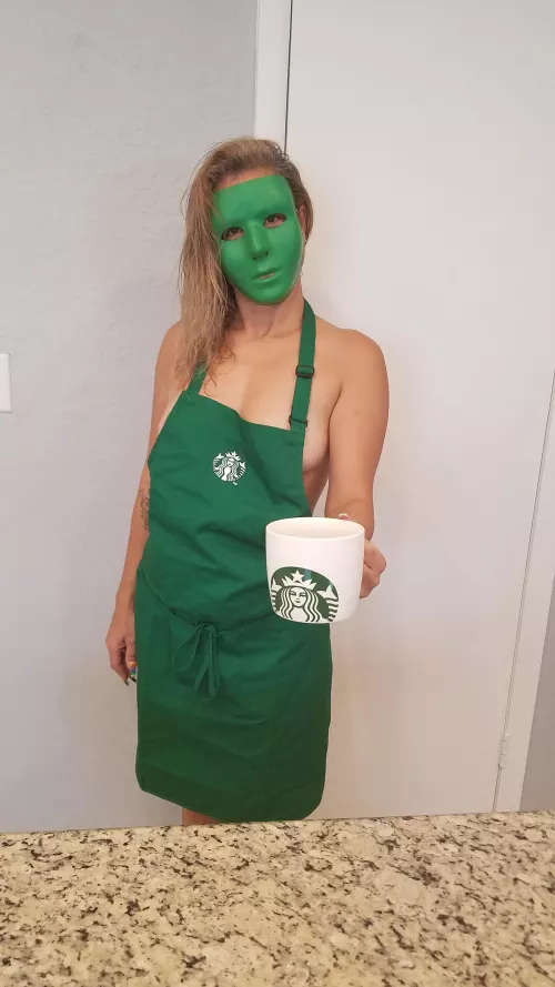 Latina Milf Let's Me Be Your Barista 💋