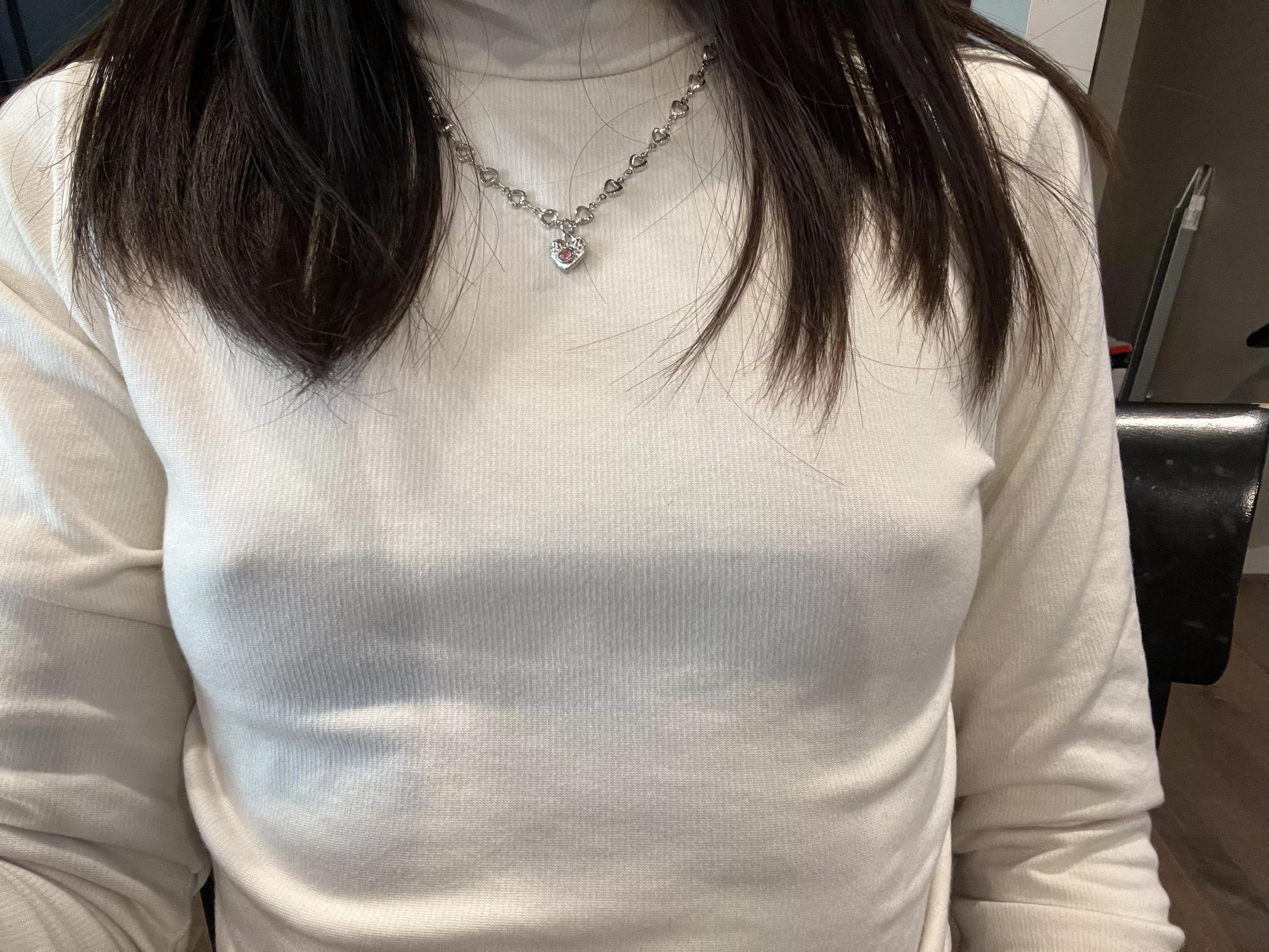 my boobs are so tiny i don’t even need to wear a bra 🙈