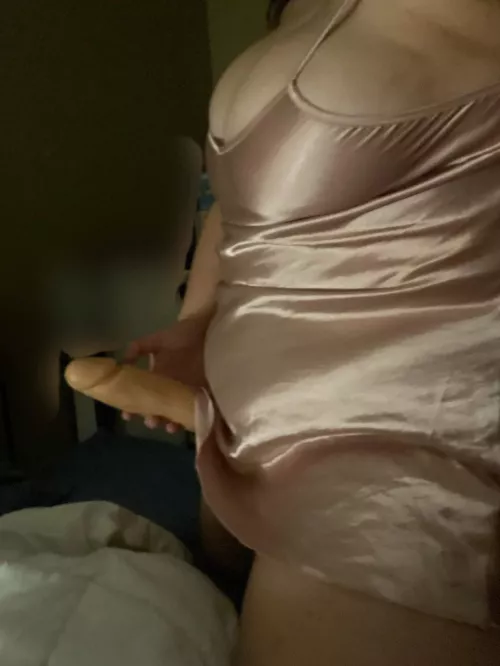 My cuck boyfriend comes home tomorrow and guess who's getting pounded? Hint: not me 😈