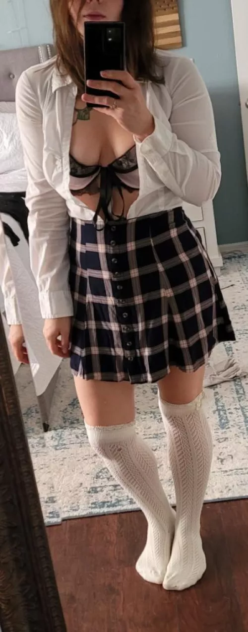 My outfit to drop off the kids this morning