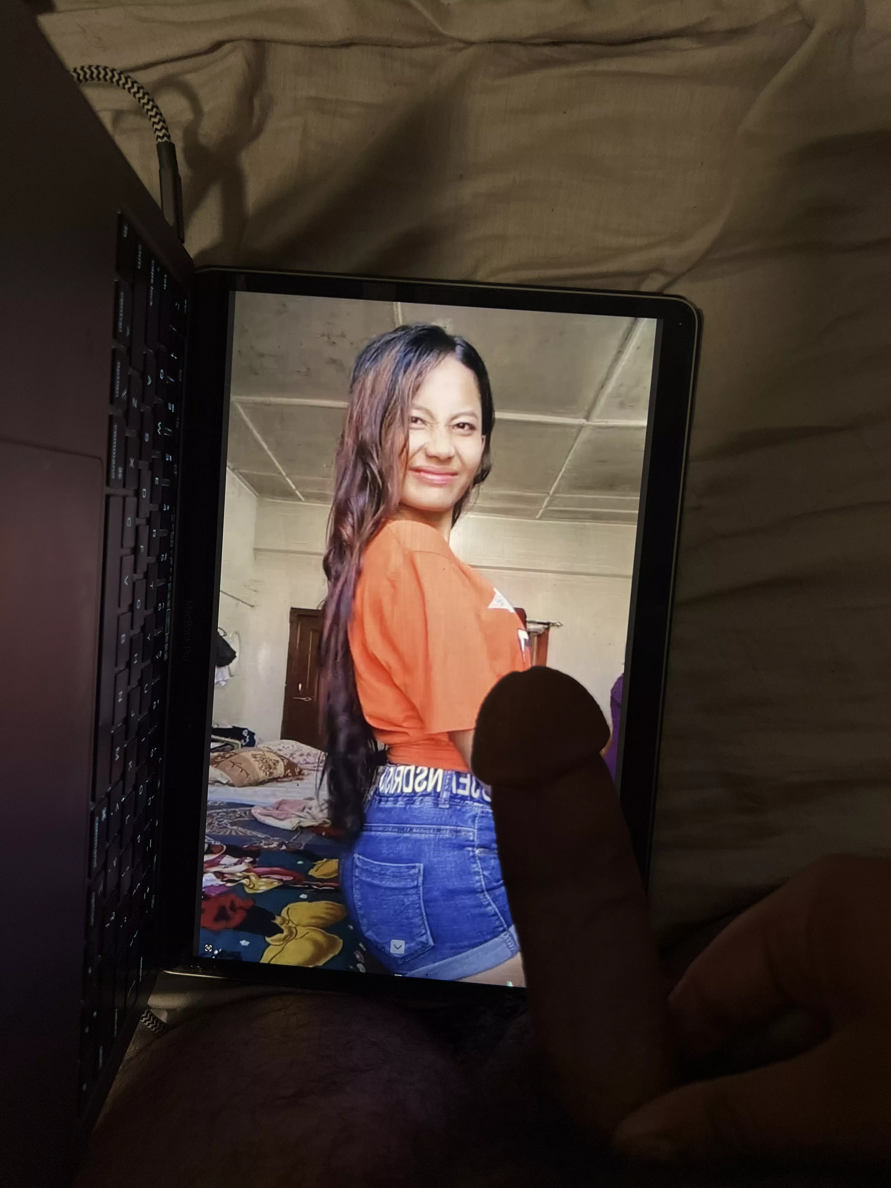 need a trib on my cock. dm if you can