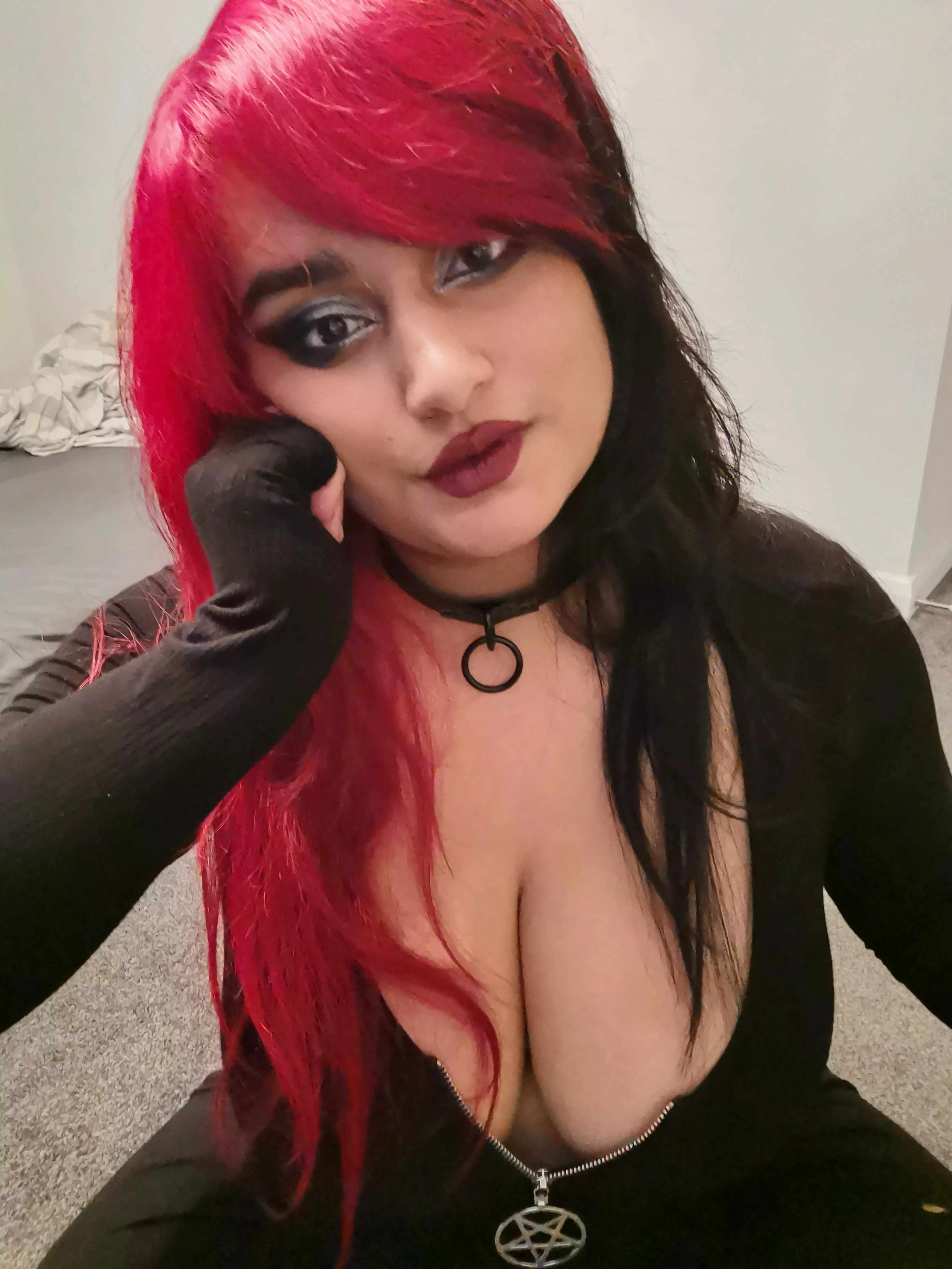 New hair, I'd love to know what you think