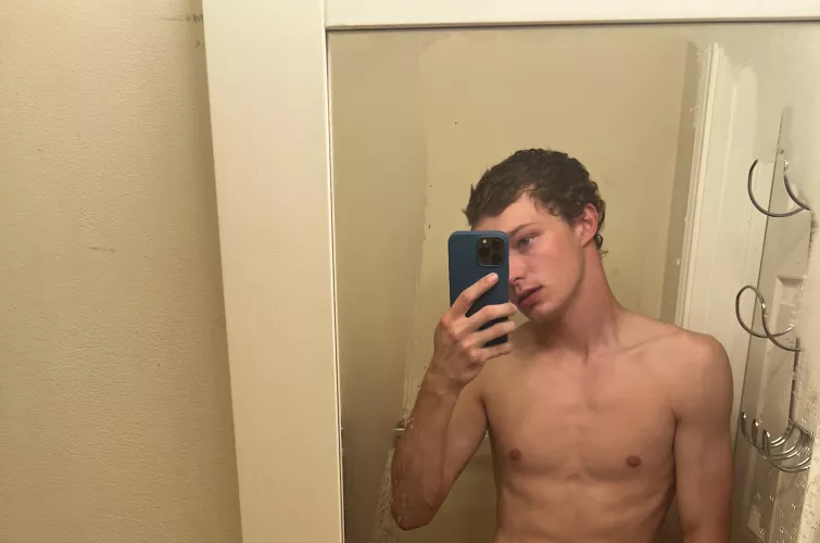 New hereee 😝 🐦: samboxer21