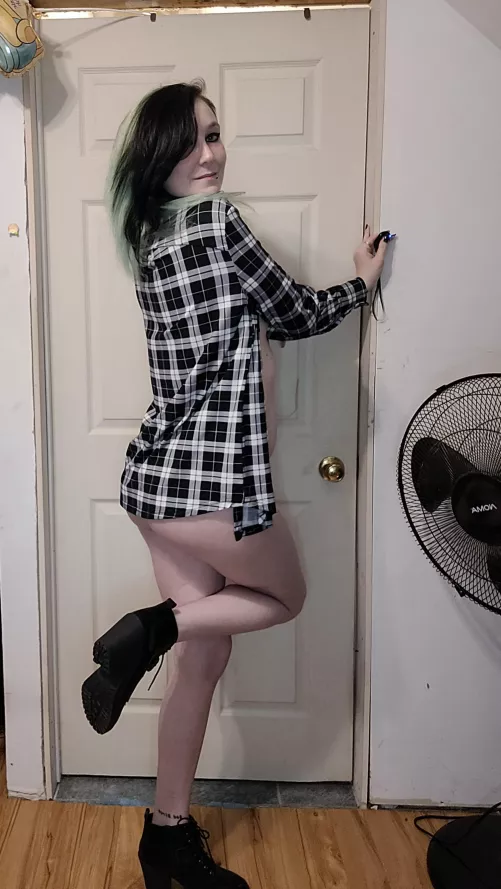 [OC] I don't like pants lol