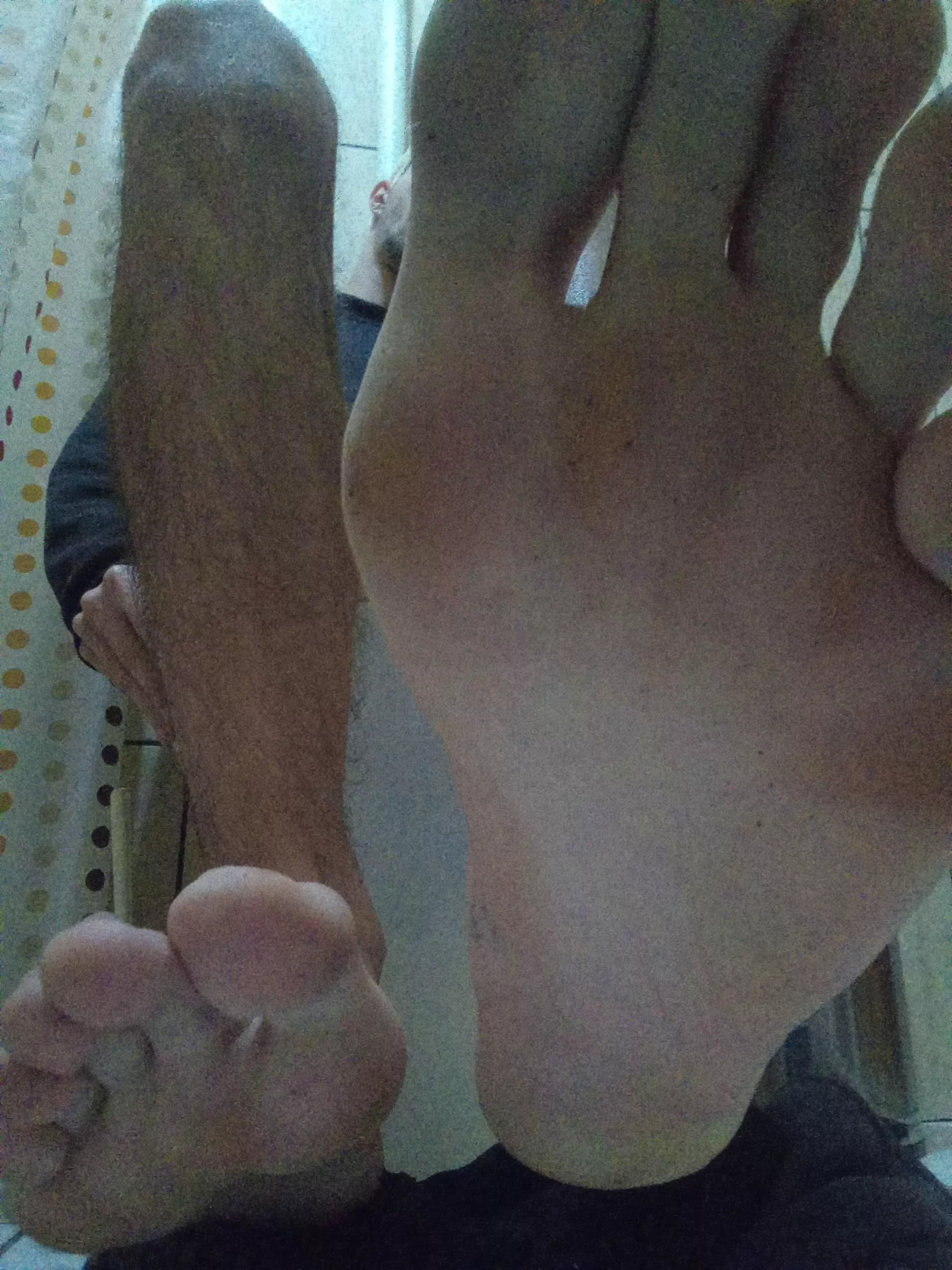 pre shower feet
