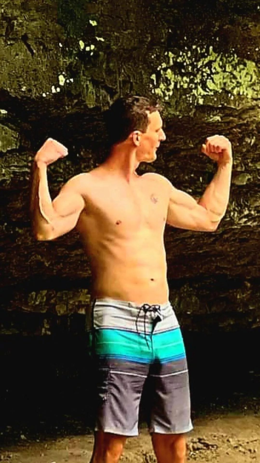 that right arm vein 🐍