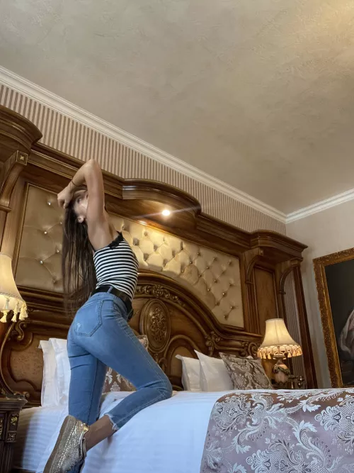 Think you can remove my jeans real fast?