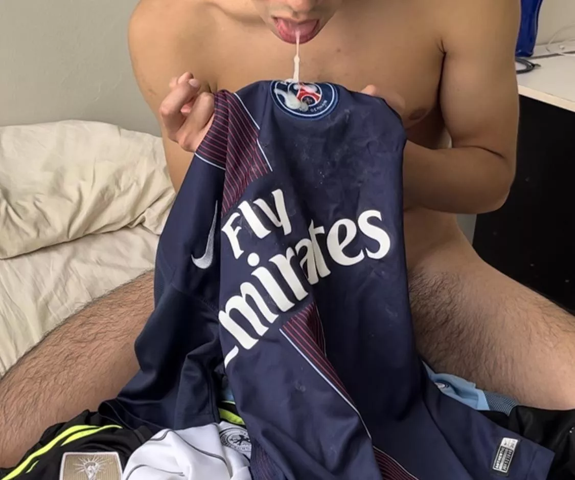 This football player really took it to the next level.