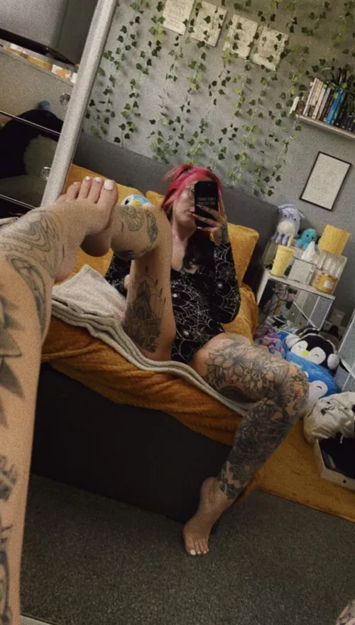 This Halloween body suit is hiding all my best bits 🫢