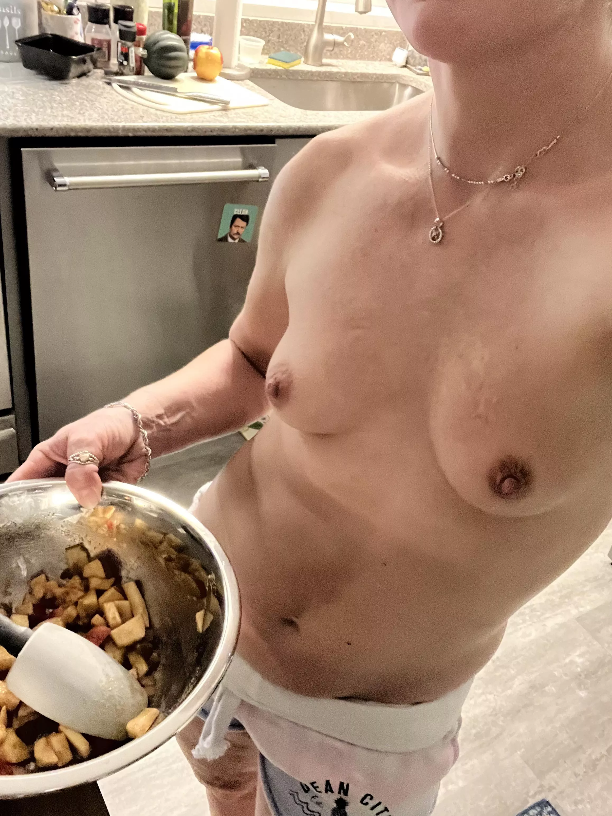 Topless and toasty 🍎s