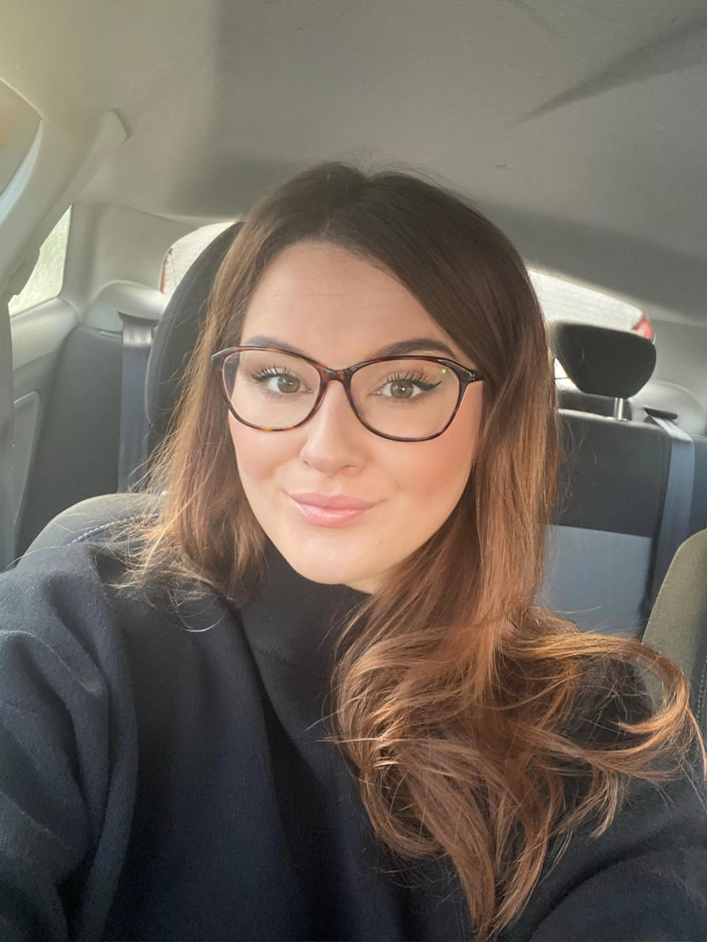 Turtle neck season is here and I’m not mad about it ☺️