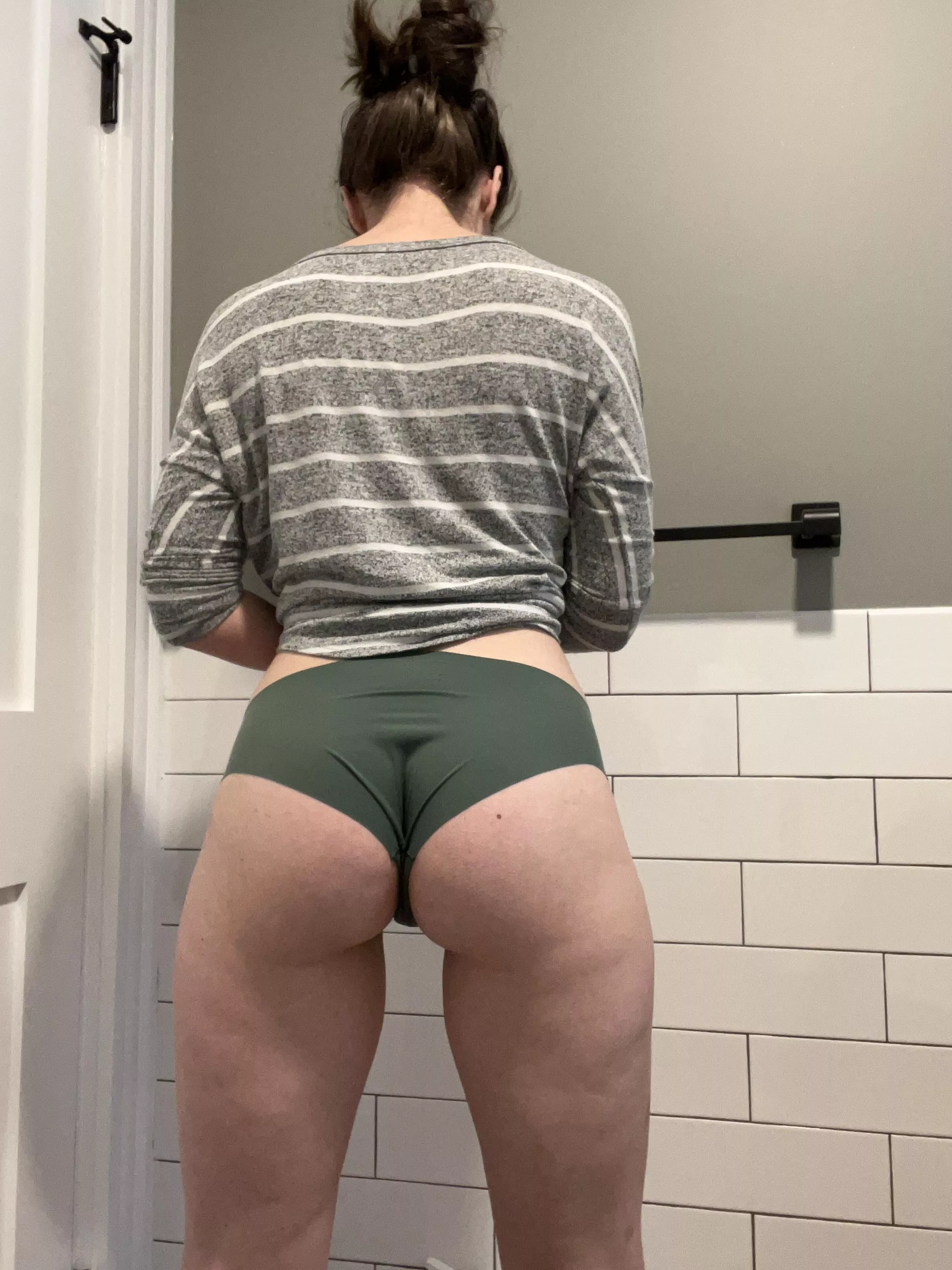 Was sent the xs instead, not disappointed with the outcome [f]