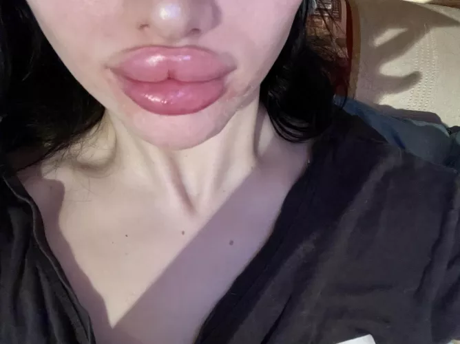 What's the first thing you would do with those lips?
