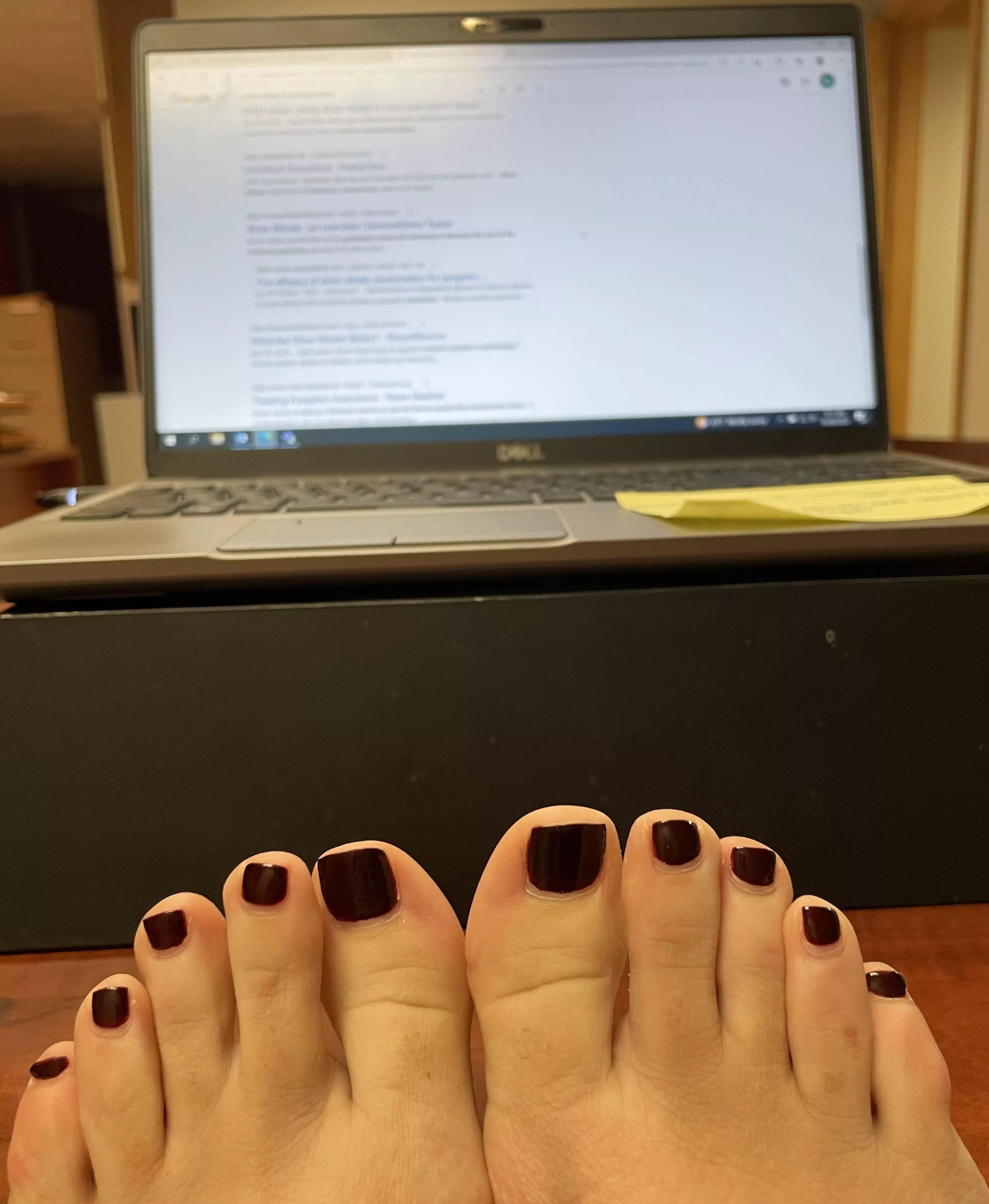 When the boss is away the toes will play