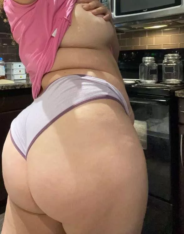 You guys want to see more of her?