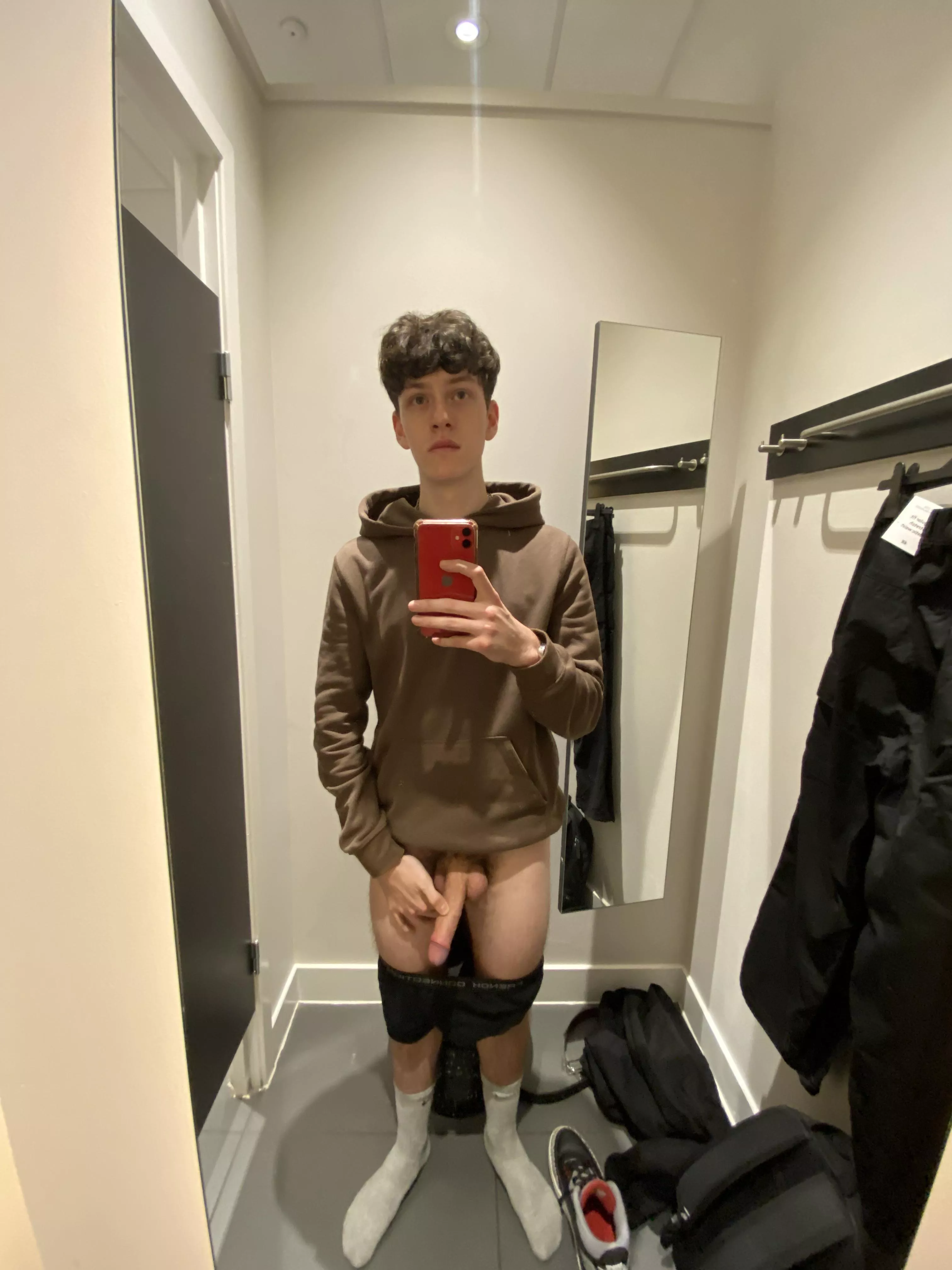 18, would you follow me into the changing room?