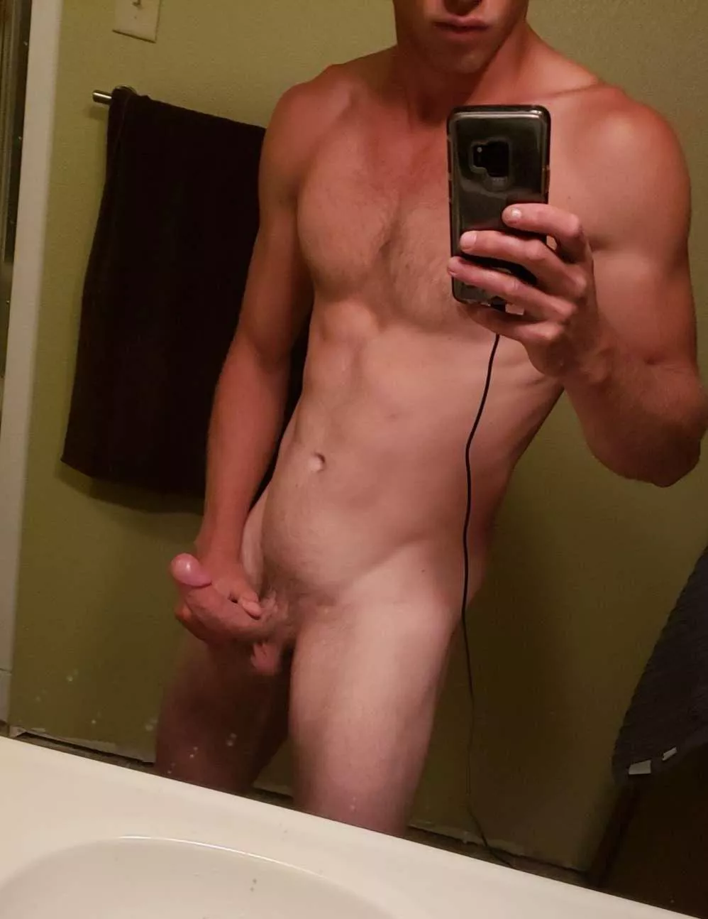 [21] Your perfunctory mirror pic