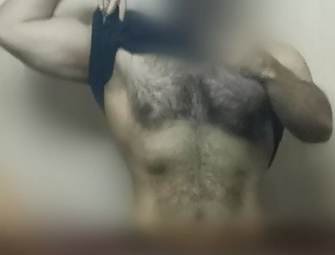 34 Hairy daddy demand cuddles