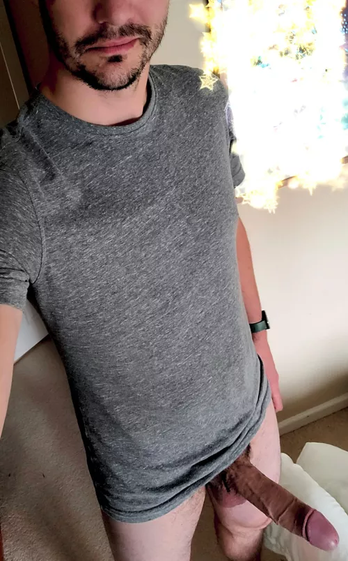 [40] What are you staring at?