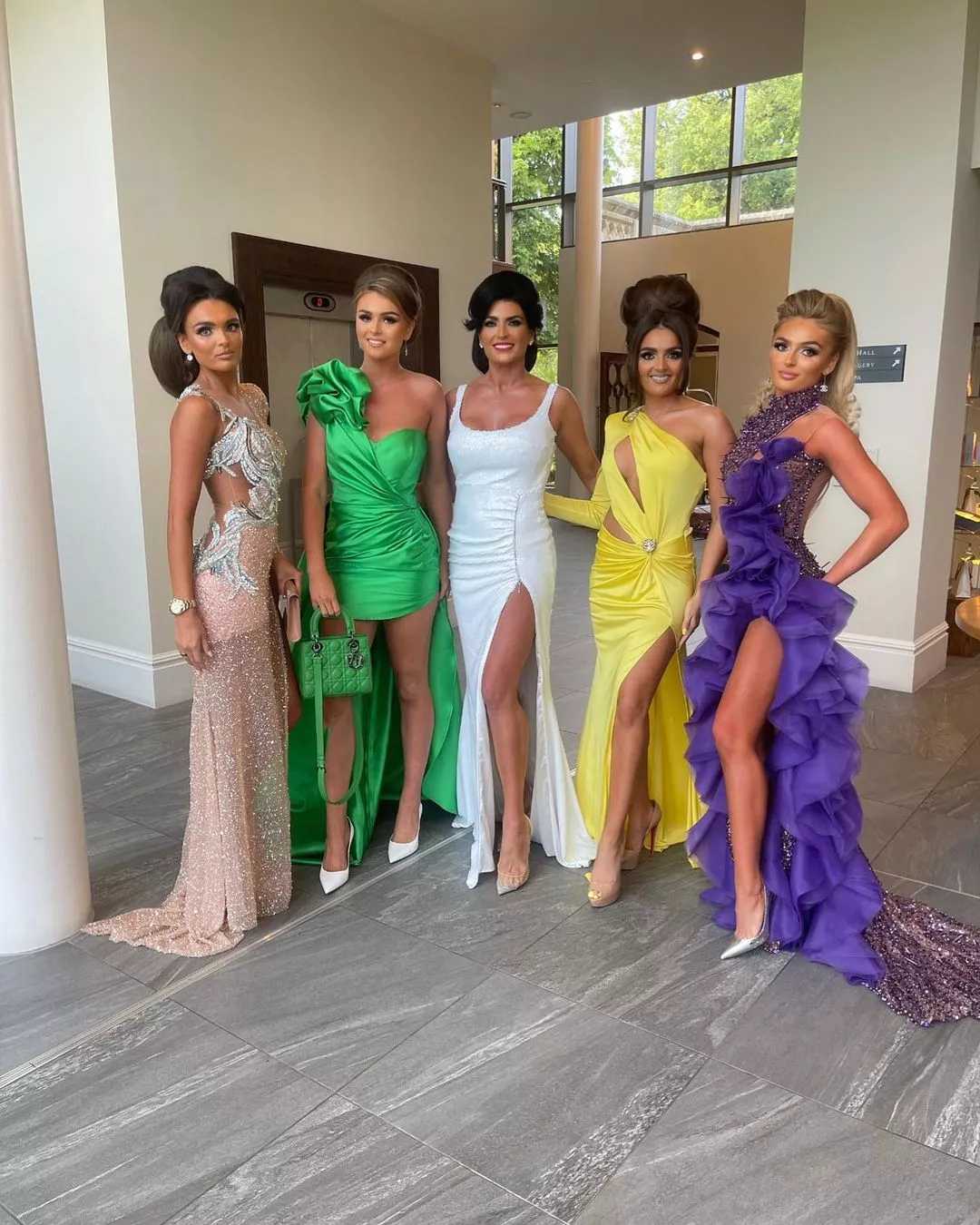 A slutty traveller family