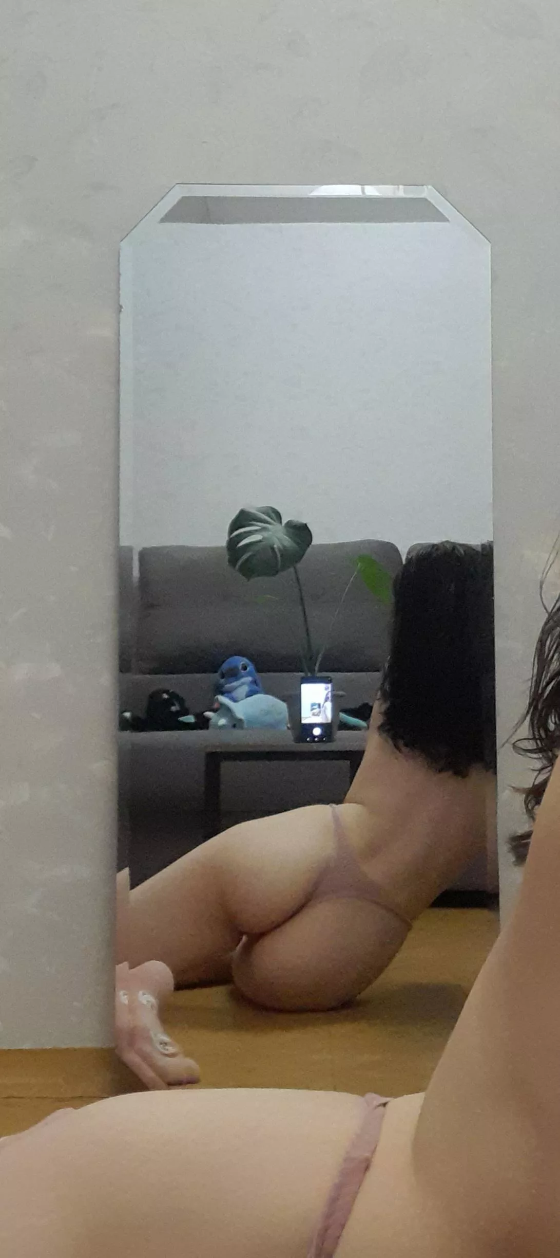 after shower mirror selfie