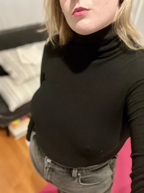 All braless with nowhere to go🥺💕