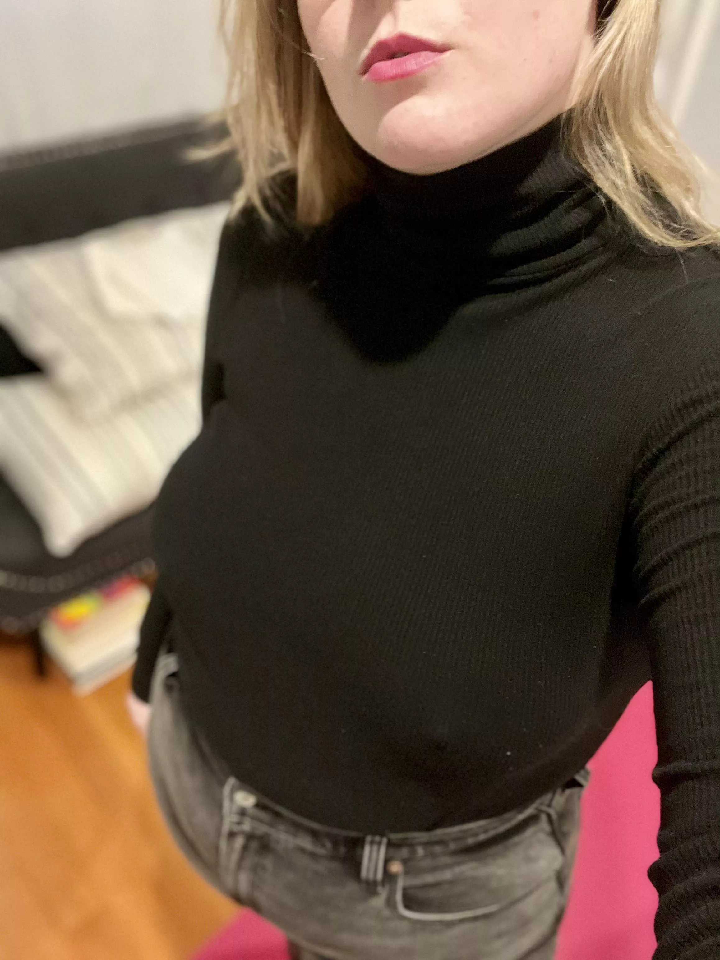 All braless with nowhere to go🥺💕