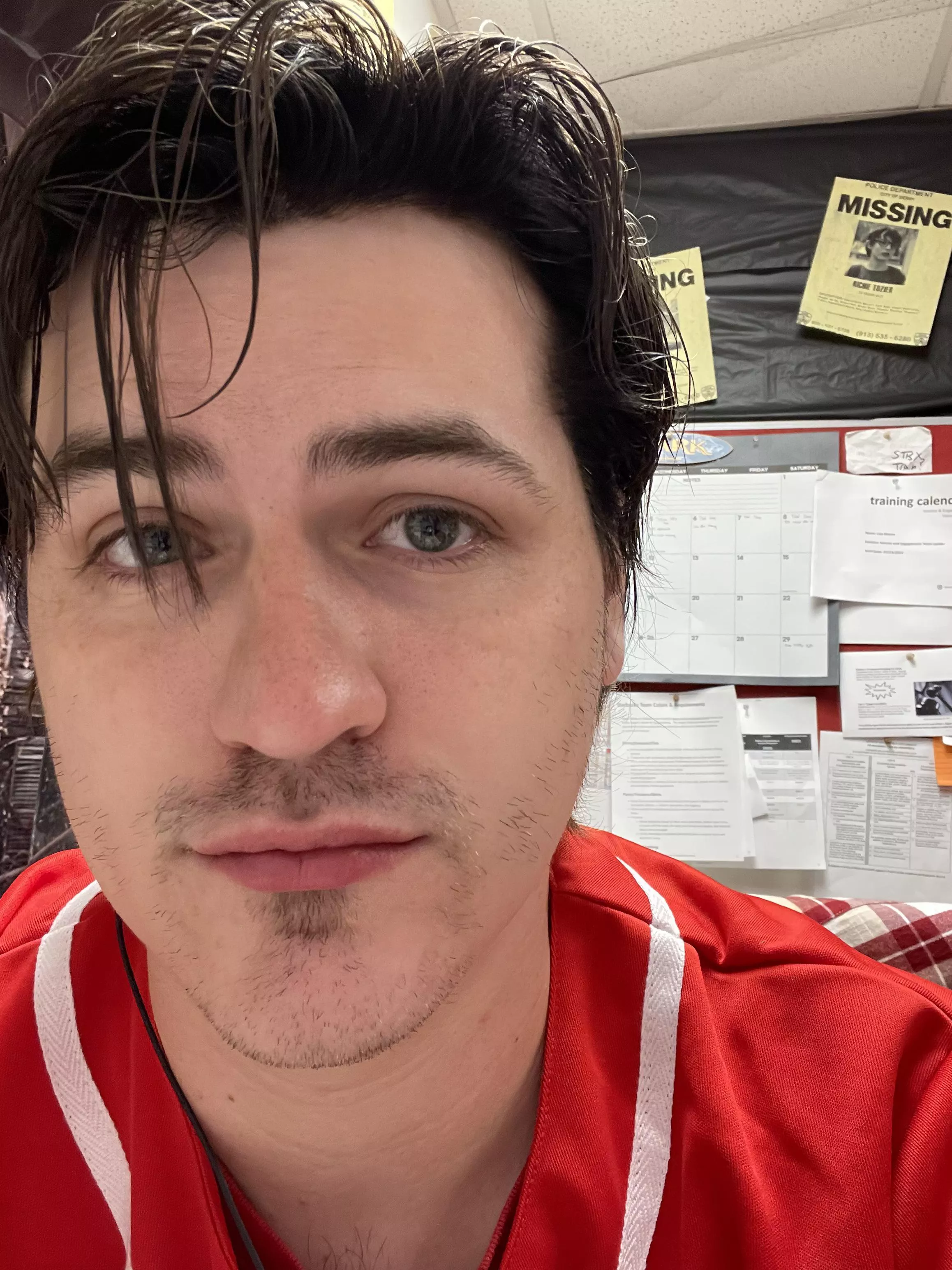 Anyone else see the new RE4 gameplay 🤩