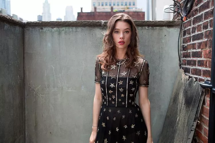 Astrid Berges Frisbey