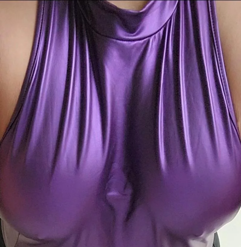 Bbw shiny boobs