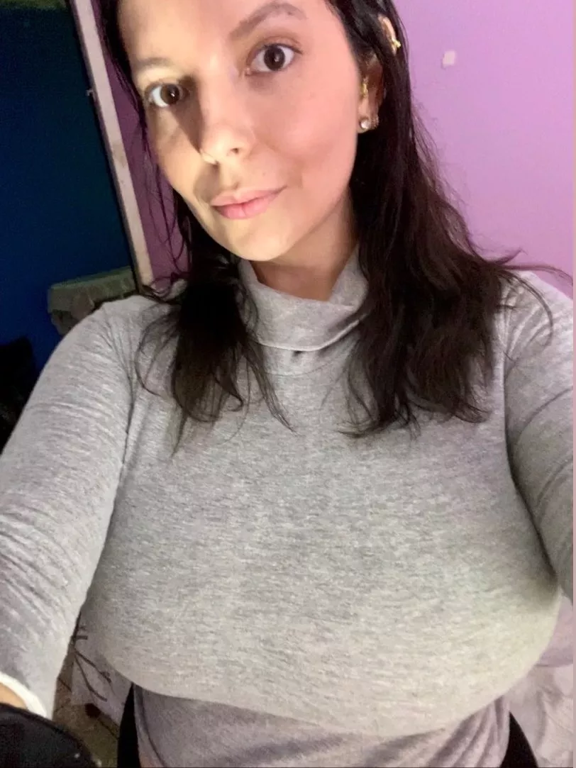 Bestie knows not even a sweather hides them