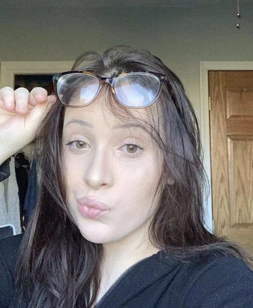 Bullys. Is she going to her knees?