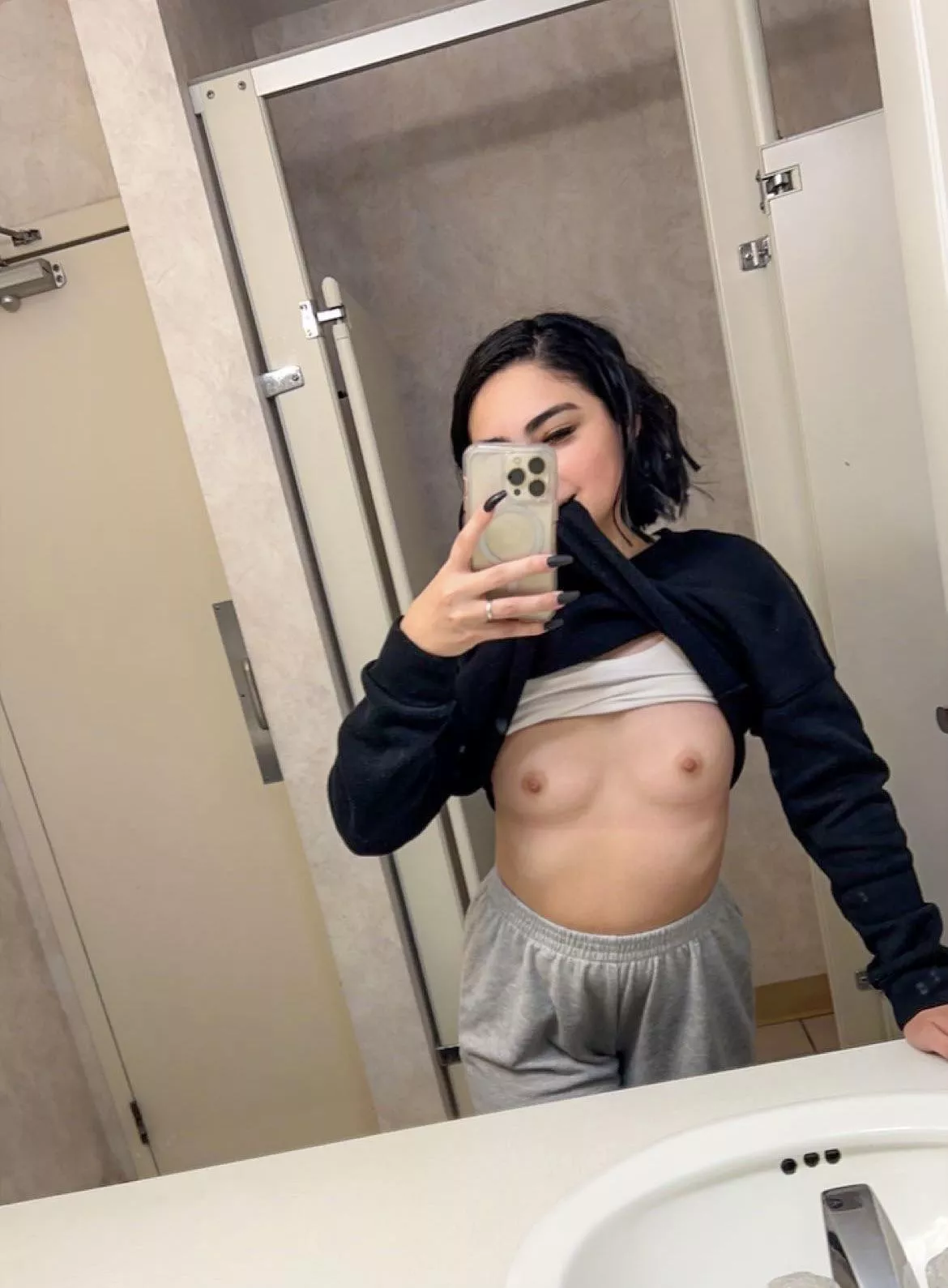 Can I send you nudes like this?