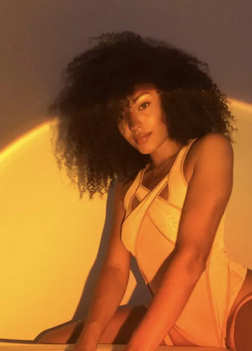 Can I sit on your face like this ?