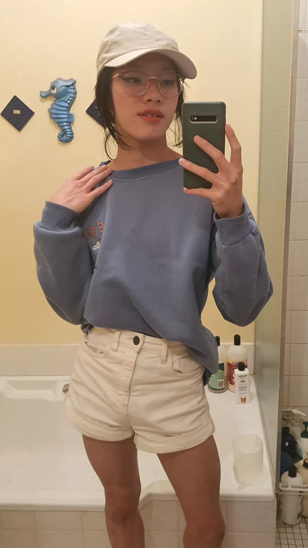 Cozy outfit for a cozy day out :3