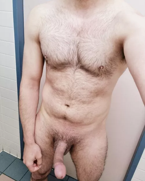 Do you like dad bods? (36)