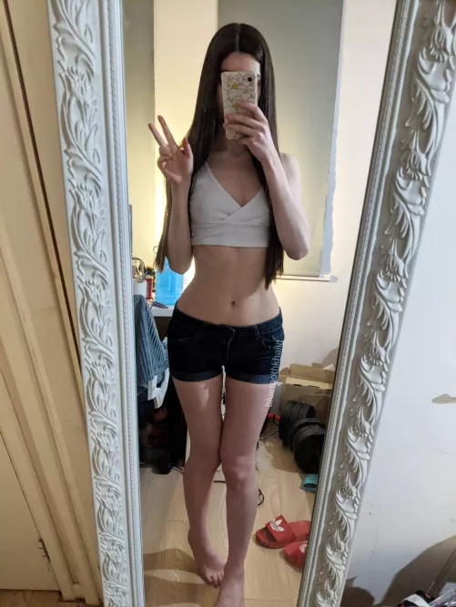 Do you like my outfit?