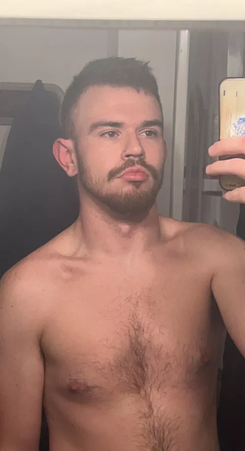 don’t wanna put clothes on & go to work 🥹 clock in 4 me?