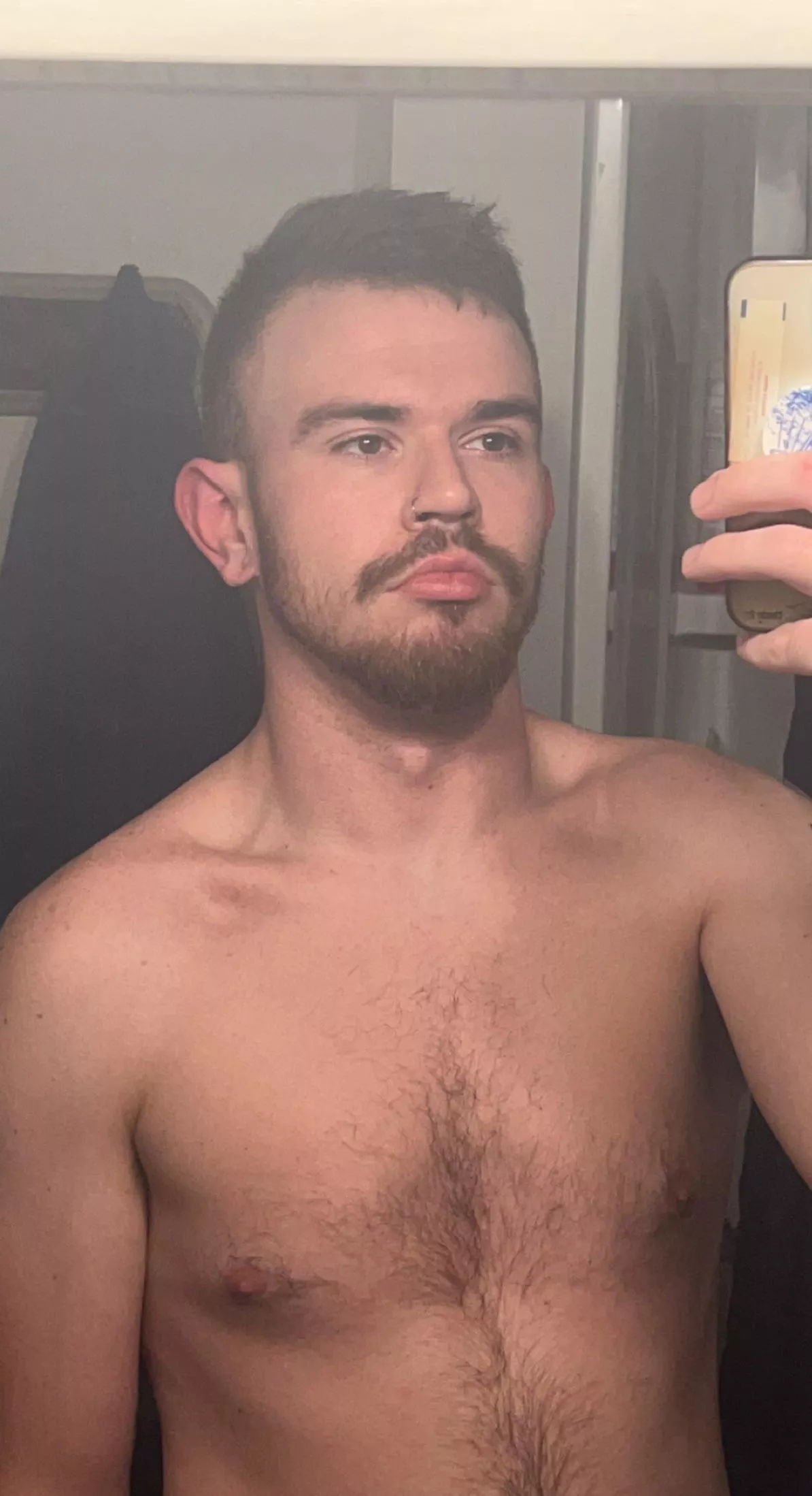 don’t wanna put clothes on & go to work 🥹 clock in 4 me?