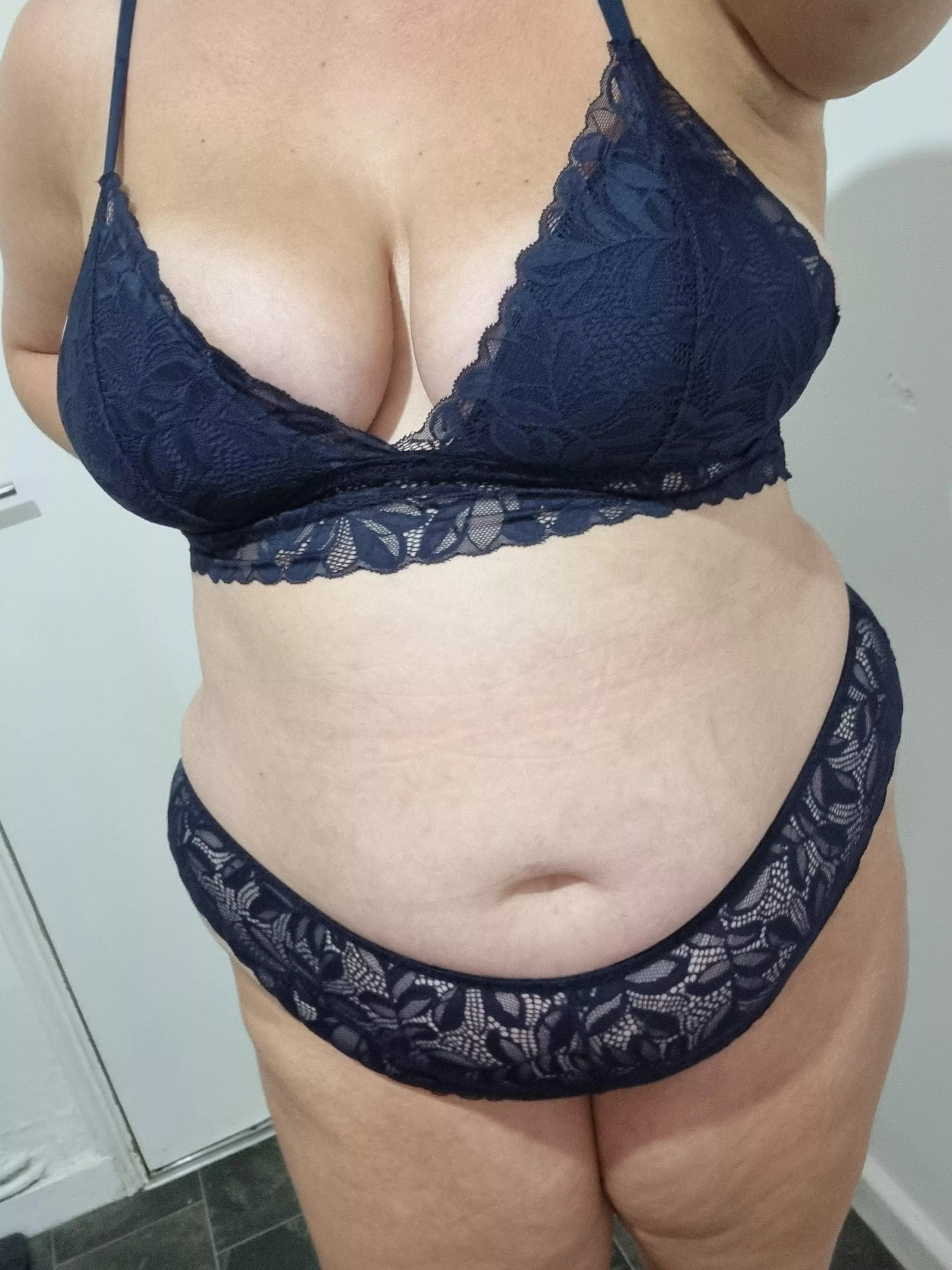 feel cute in this set 😀