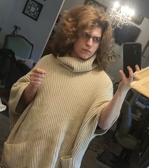 found this in tha closet :3