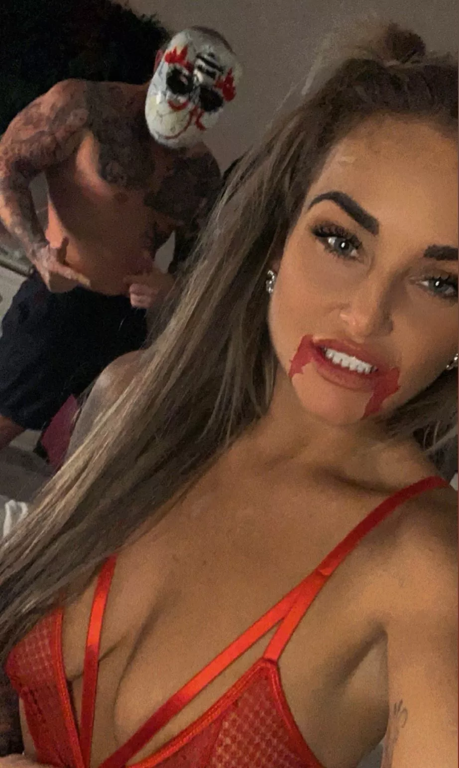 free sub watch this horny devil get fucked in everyhole 🔥🔥💦💦