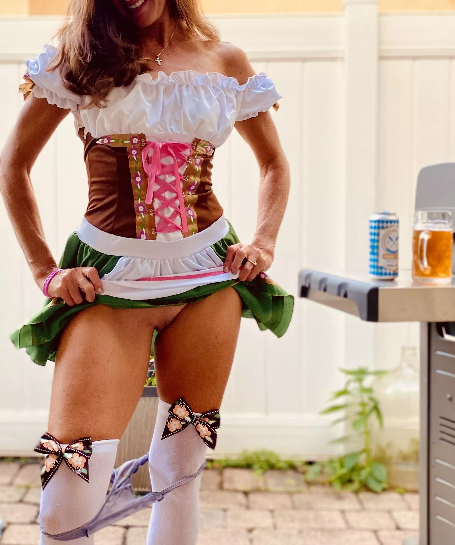Fun little drinking game with your friendly neighborhood beer wench / milf.