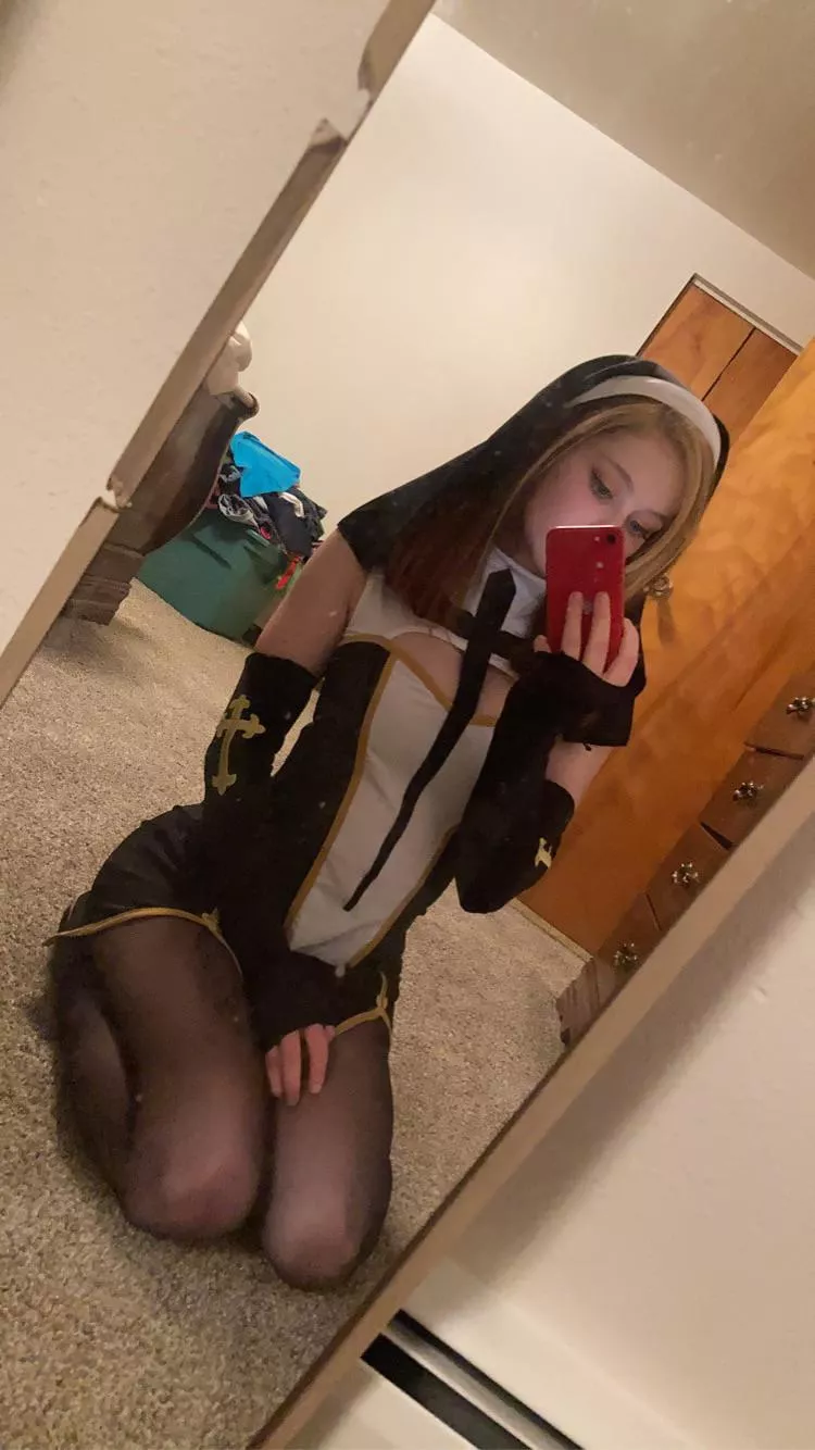 God is a woman. Worship her 😈