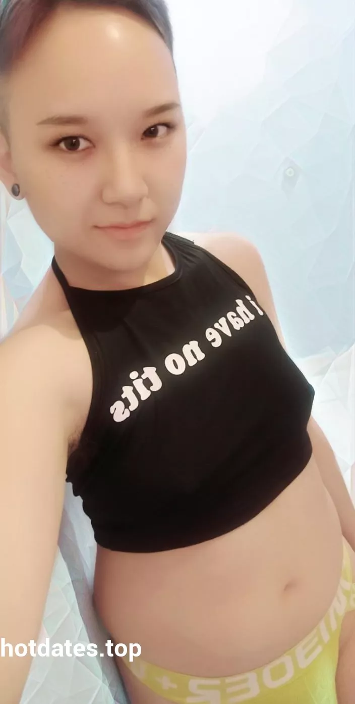 Gonna do a photoshoot woth my packer for the first time tomorrow! [Mildly NSFW]