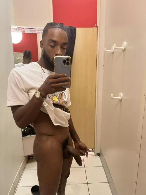 Got horny while I was out shopping today